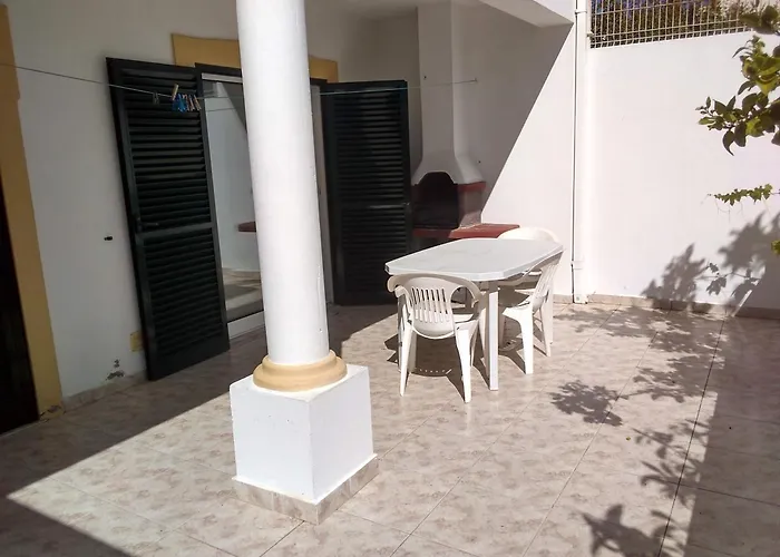 Apartament Monica *