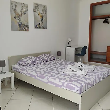 Monica Apartamento