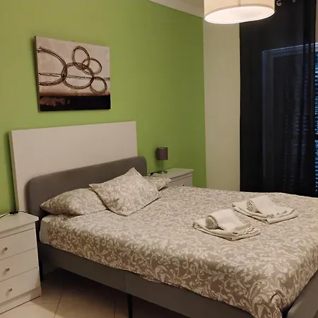 Monica Apartment *
